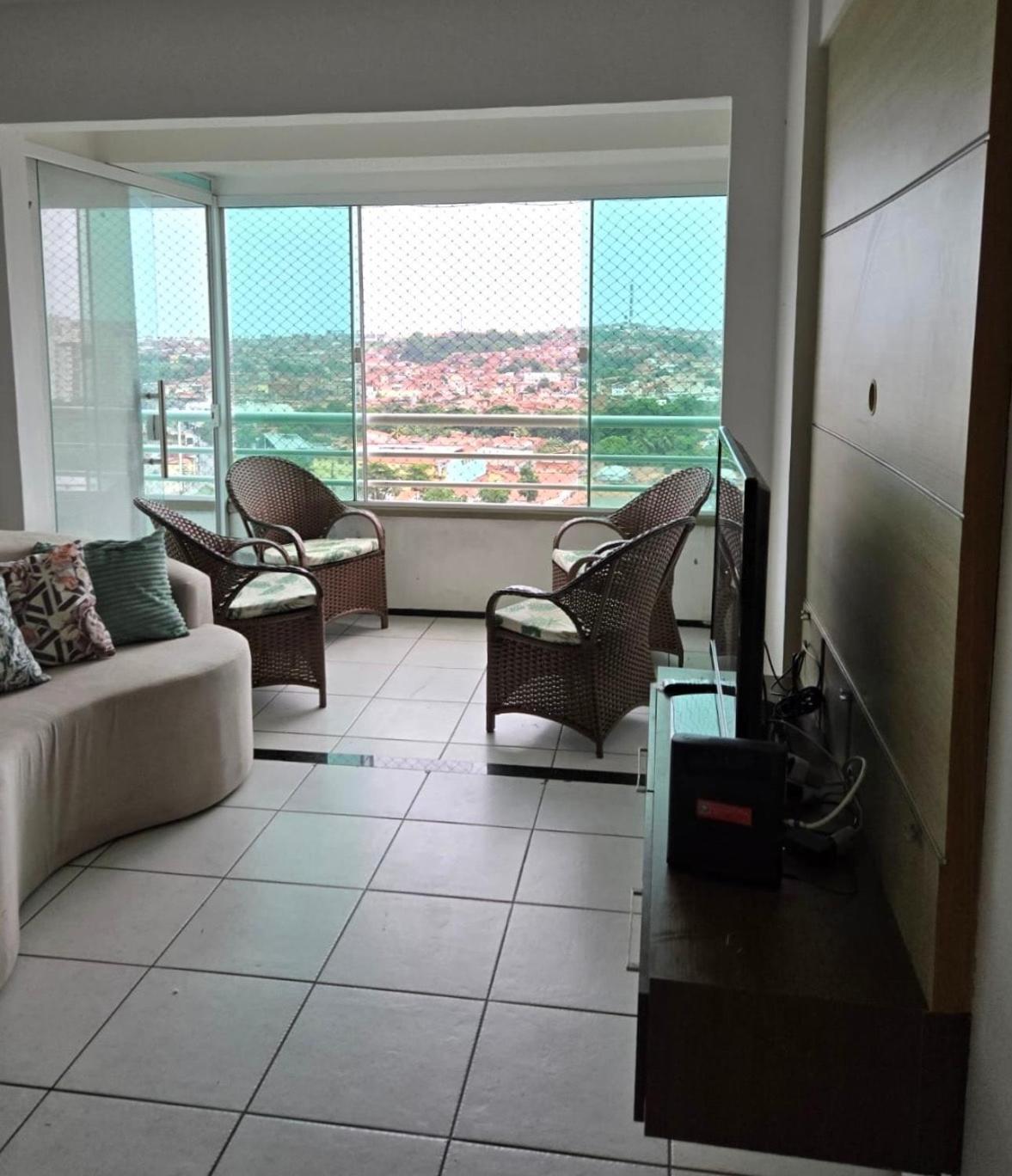 Apartamento De 2 Quartos Em Pertinho Da Beira Mar